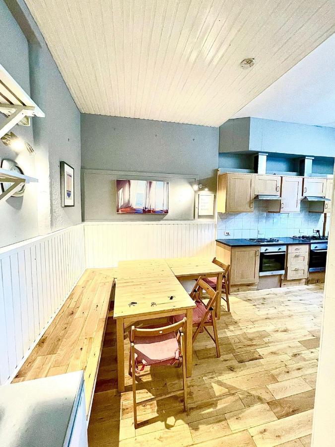 Central Edinburgh - Large Groups Apartment Bagian luar foto