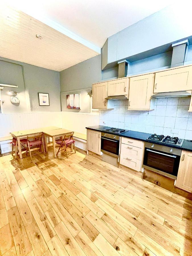 Central Edinburgh - Large Groups Apartment Bagian luar foto